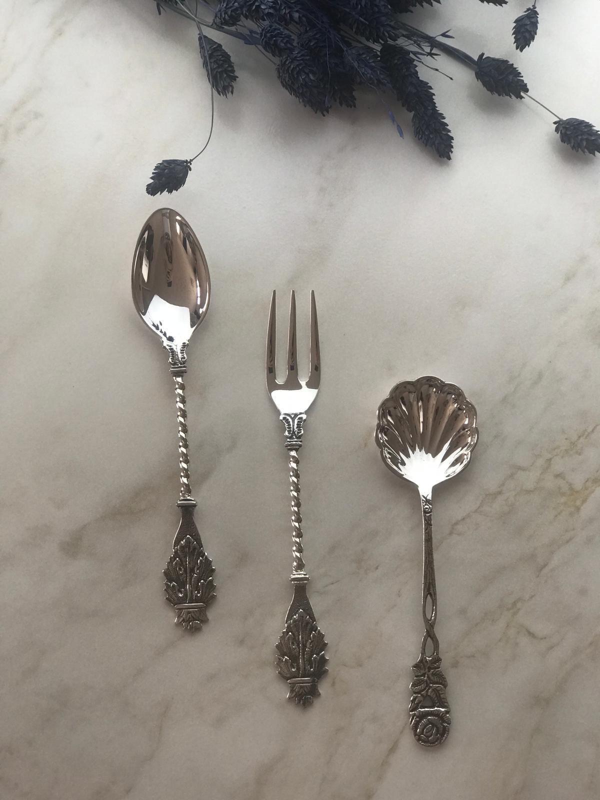 Argento Hane Rölyef Motifli Gümüş Kaplama Üçlü Tatlı Seti - ( 15cm - 15cm - 14cm )