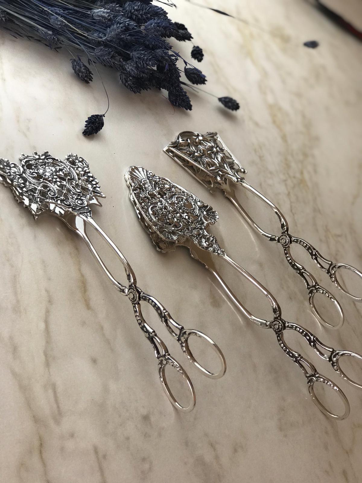 Argento Hane Ajurlu Gümüş Kaplama Klasik İkram Maşası - ( 18cm - 20cm - 18cm )