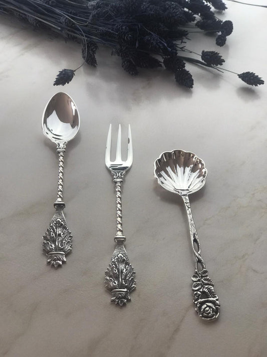 Argento Hane Rölyef Motifli Gümüş Kaplama Üçlü Tatlı Seti - ( 15cm - 15cm - 14cm )