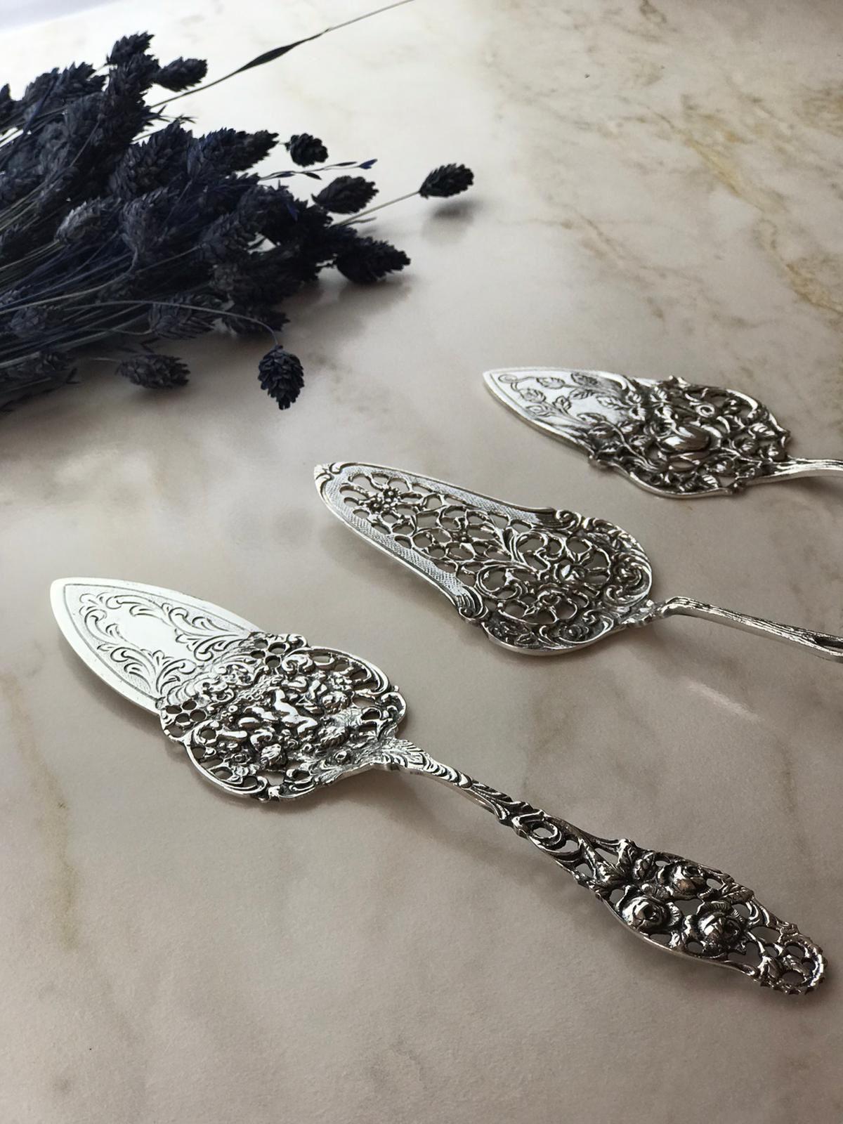 Argento Hane Ajurlu Gümüş Kaplama Klasik Servis Spatulası - 20cm
