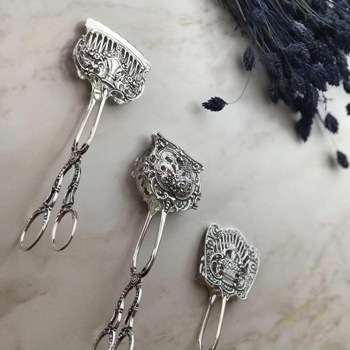 Argento Hane Ajurlu Gümüş Kaplama Klasik İkram Maşası - ( 18cm - 18cm - 18cm )
